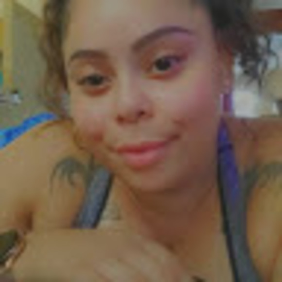 Meet your Posher, Lashawna - Picture 1 of 1